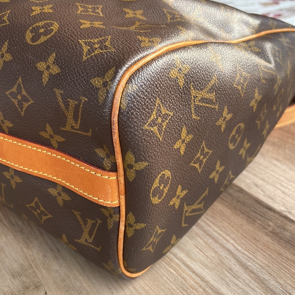 Louis Vuitton Flanerie 45 PM - Picture 8 of 15